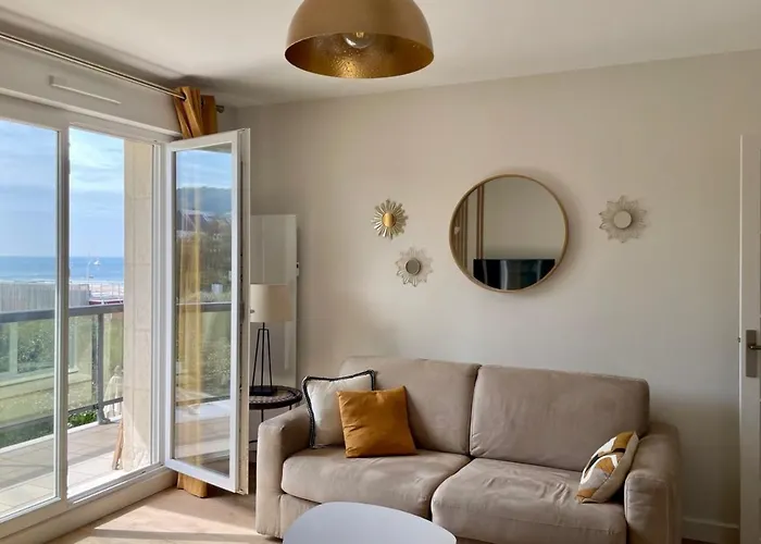 The Ammonite Sea View With Large Balcony